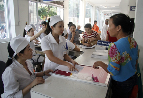 Giảm thủ tục phiền hà cho người bệnh
